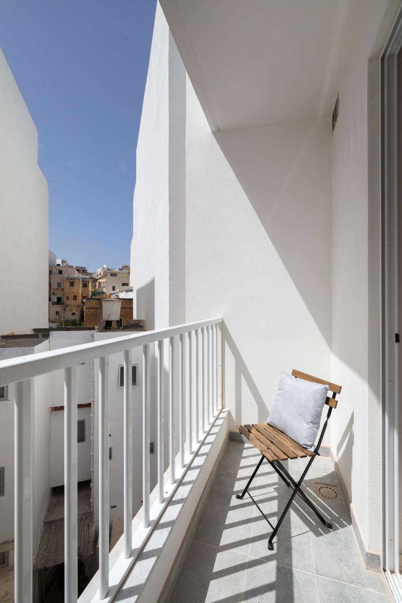 Edka Suites - Modern Sunlit 2Bd Apartments With Balconies - Close To Sliema Promenade, St Julian'S & St Georges Bay Gzira Exterior photo